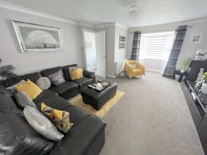 Lounge- click for photo gallery